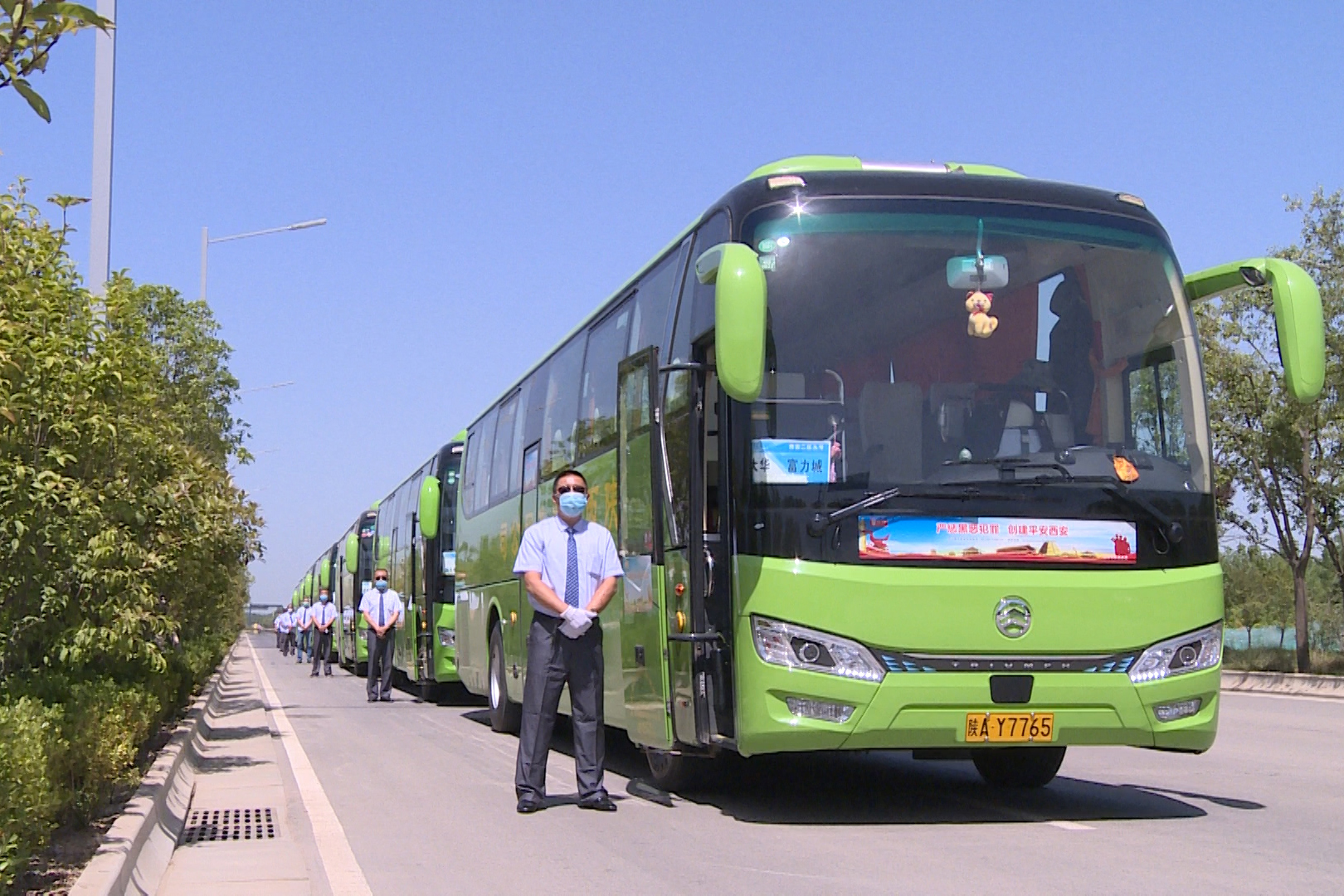 通勤班車、旅游客運   (4).jpg
